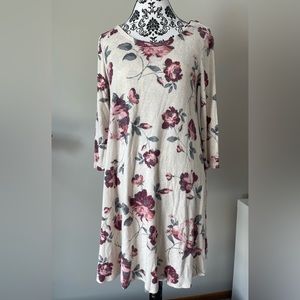 Alter’d State flower 3/4 sleeve M
